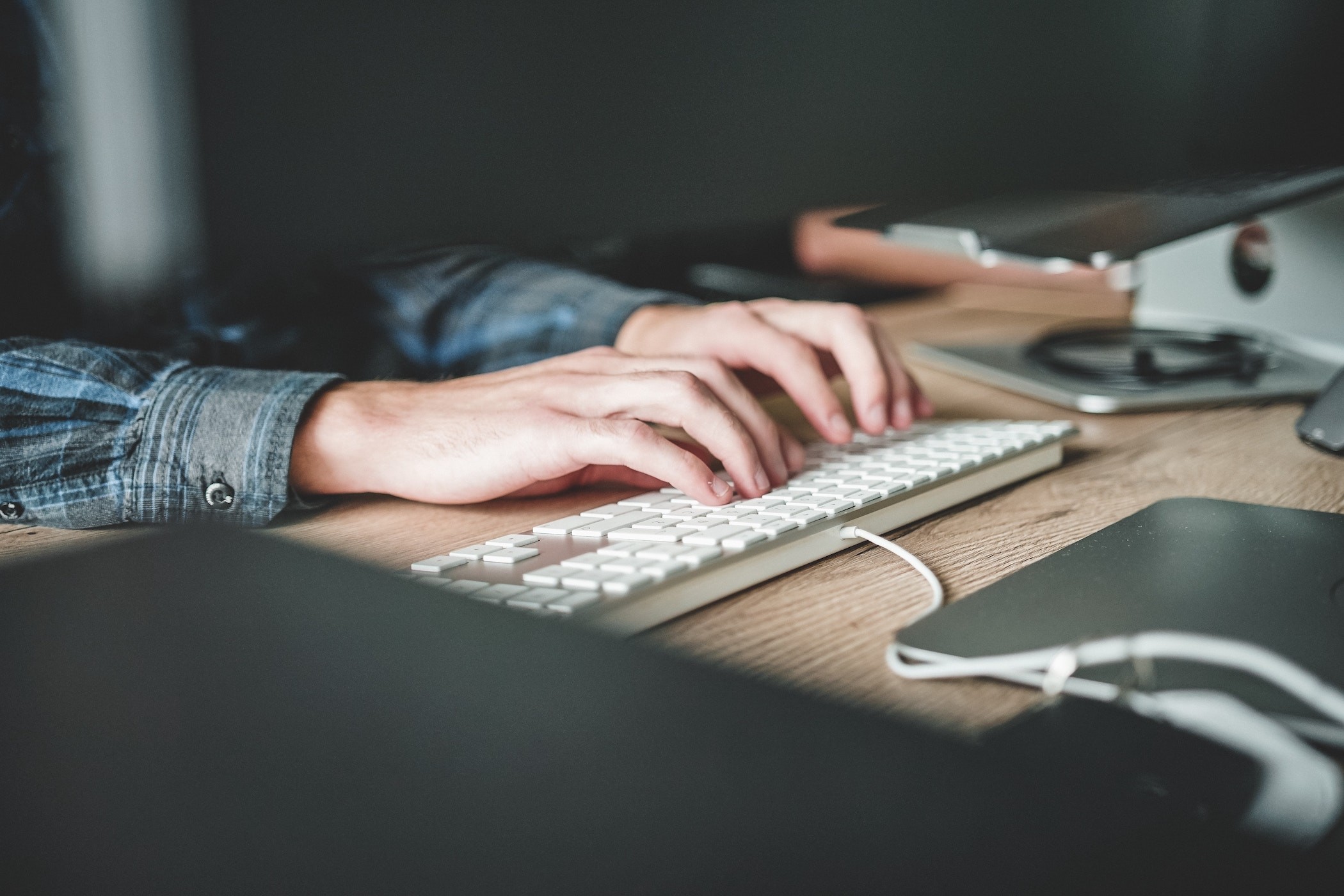 A person using channel management software